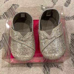 Silver juicy shoes